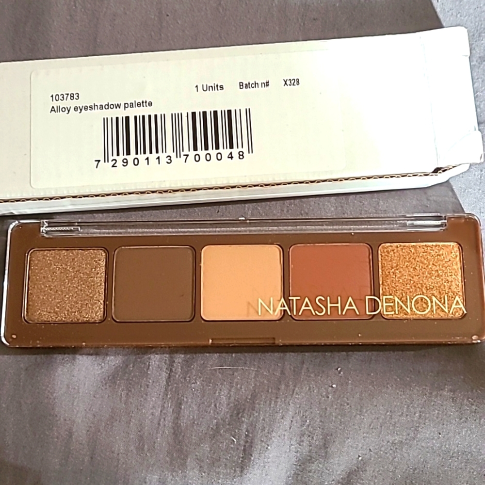 Natash Denona eyeshadow pallet brand new in box. Alloy pallet.